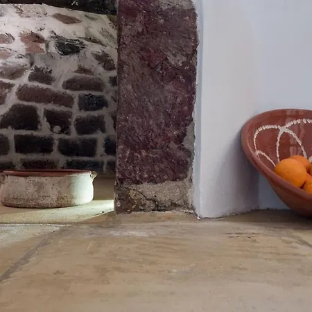 αρχοντική βίλλα Villa Fira (Santorini)